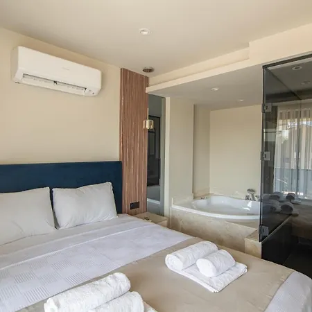 Luxury Heated Pool &