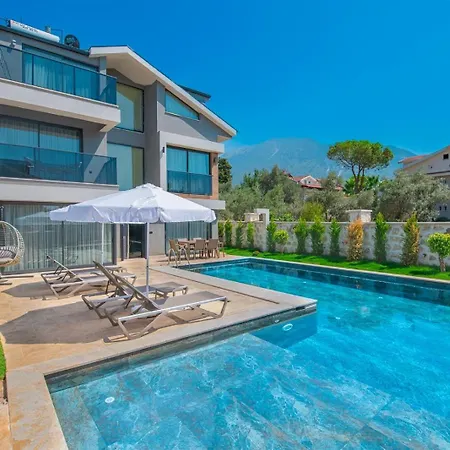Luxury Heated Pool &