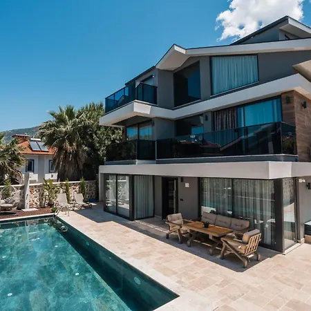 Luxury Heated Pool &