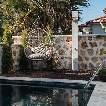Вилла Luxury Heated Pool &
